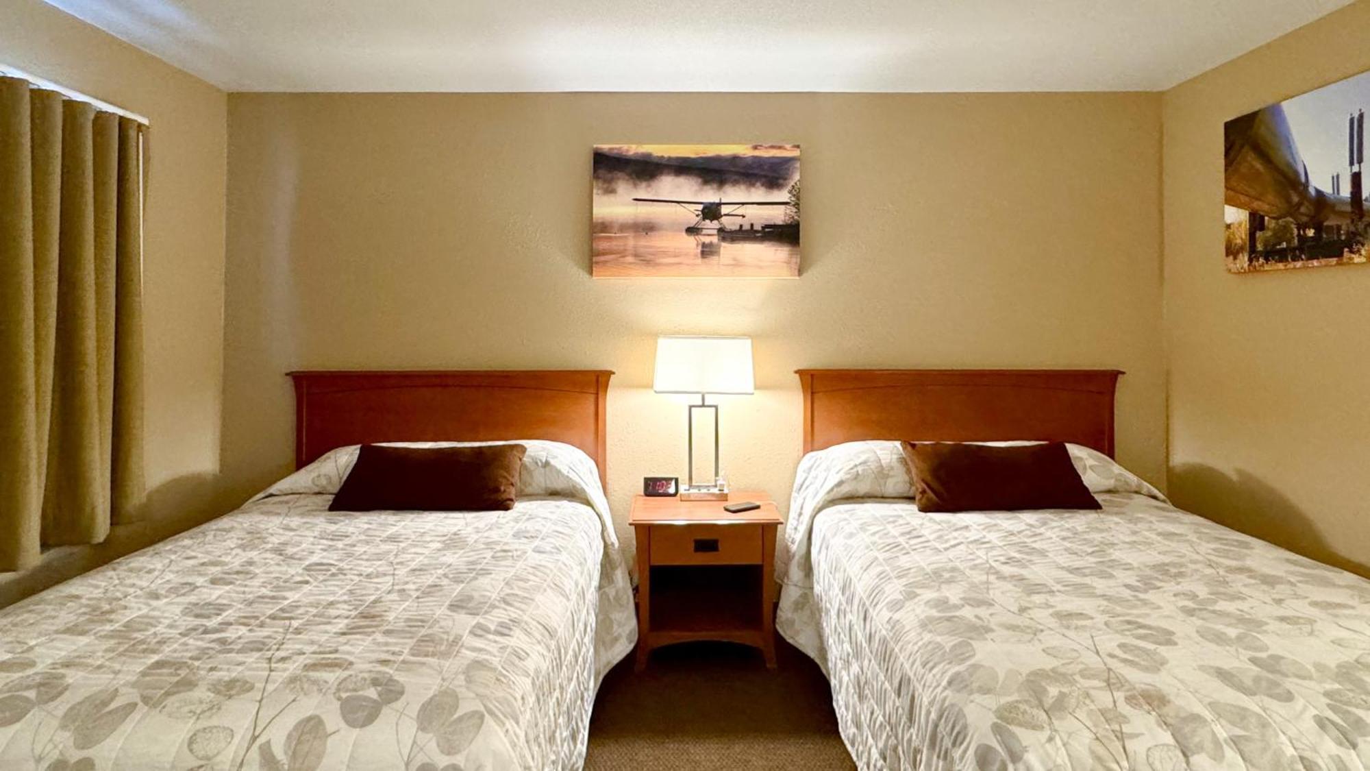 Young'S Motel Tok Bagian luar foto