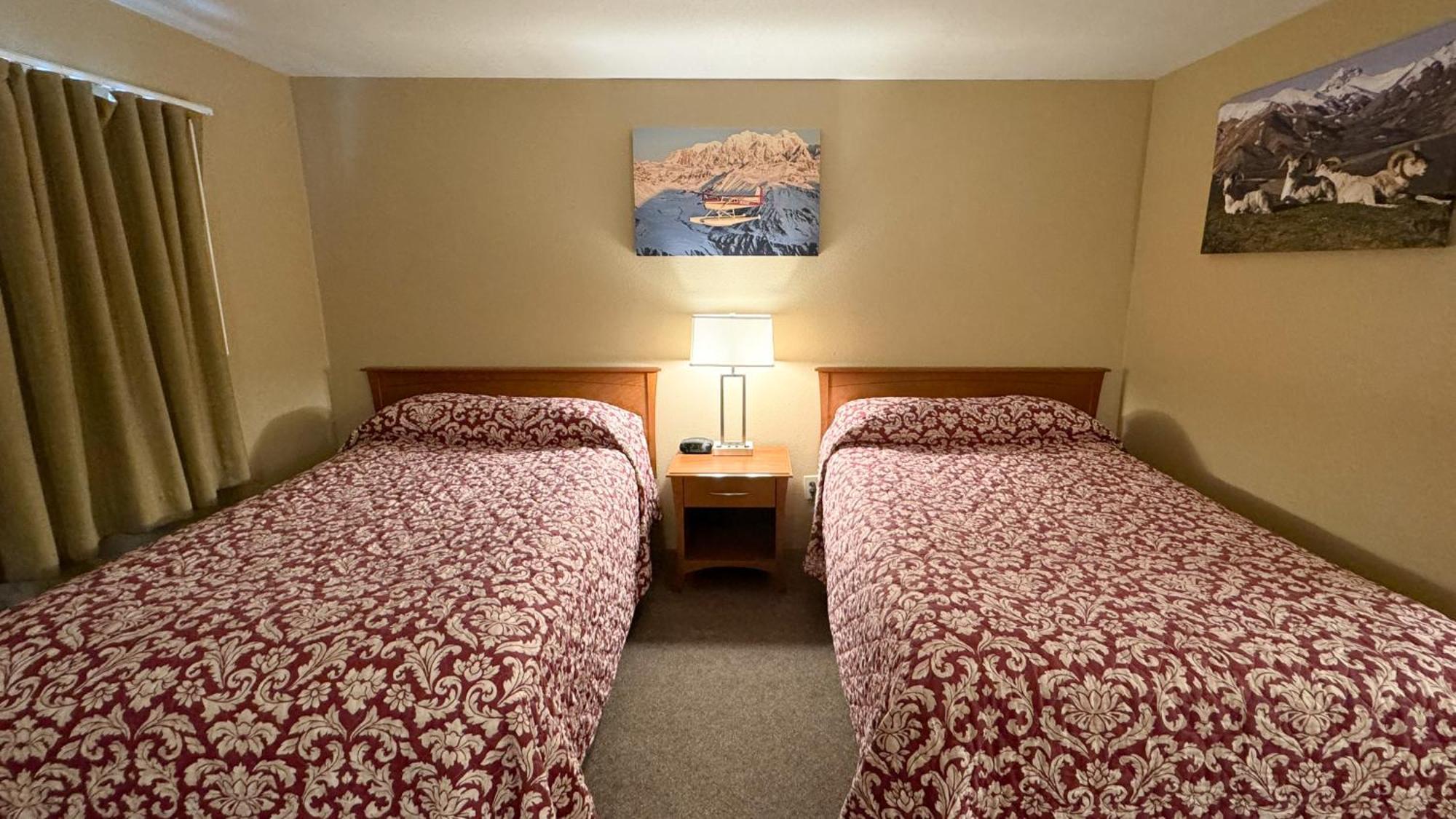 Young'S Motel Tok Bagian luar foto