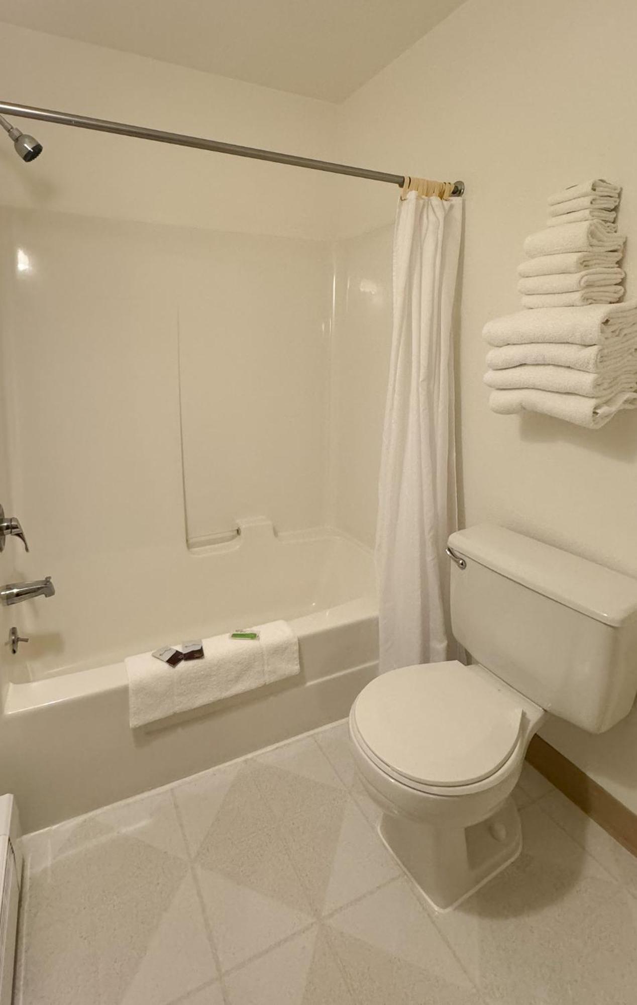 Young'S Motel Tok Bagian luar foto